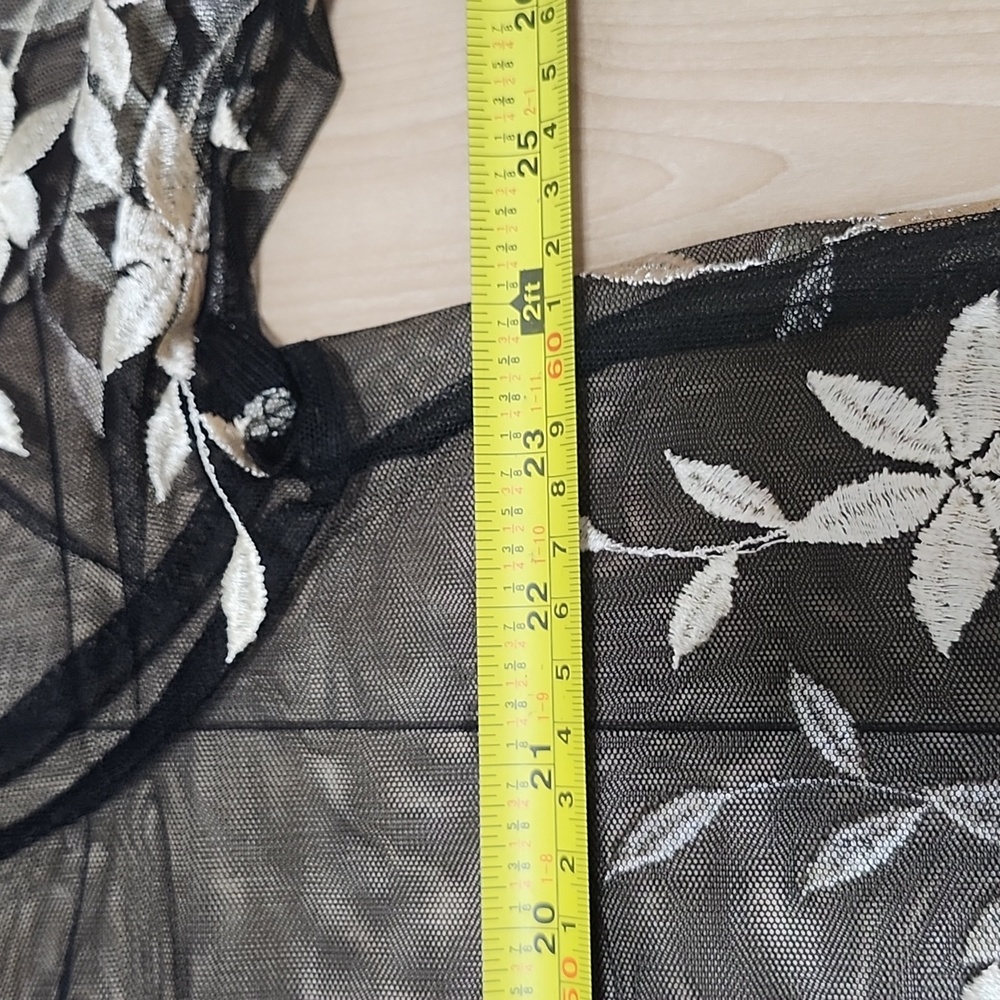 Sheer top - Picture 8 of 16